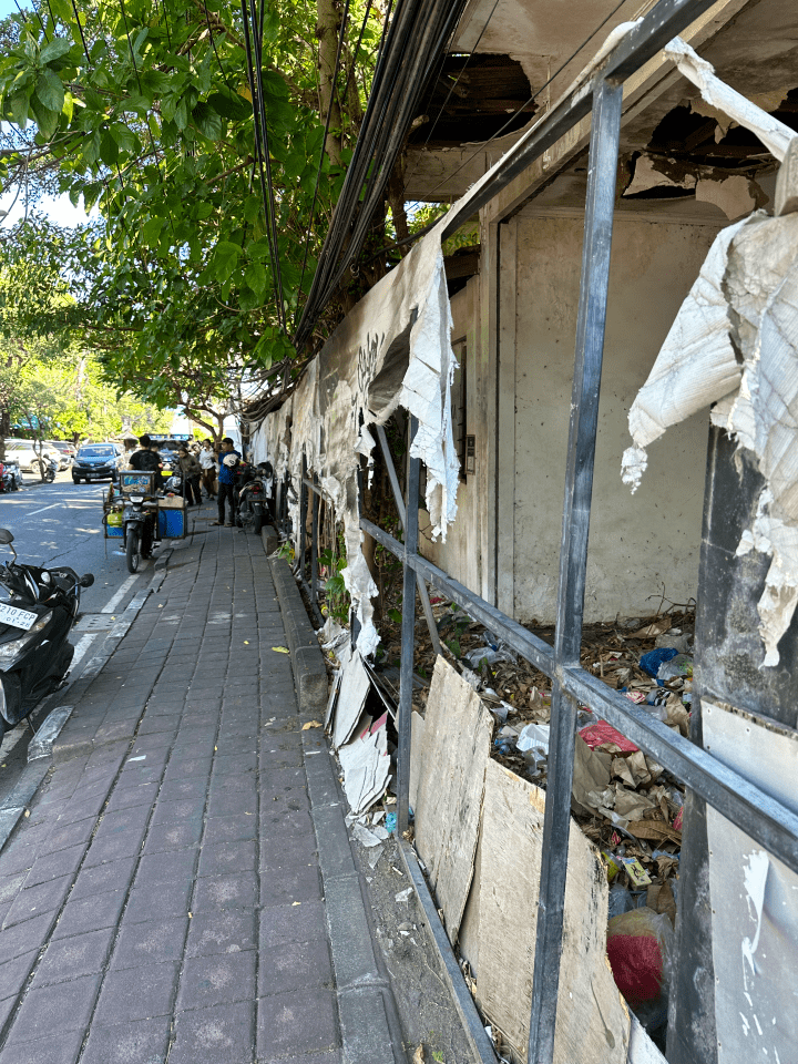 Semyniak Bali odpadky
